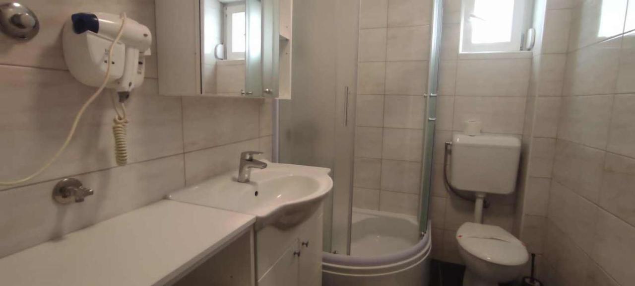 נאום Hotel Villa Matic מראה חיצוני תמונה