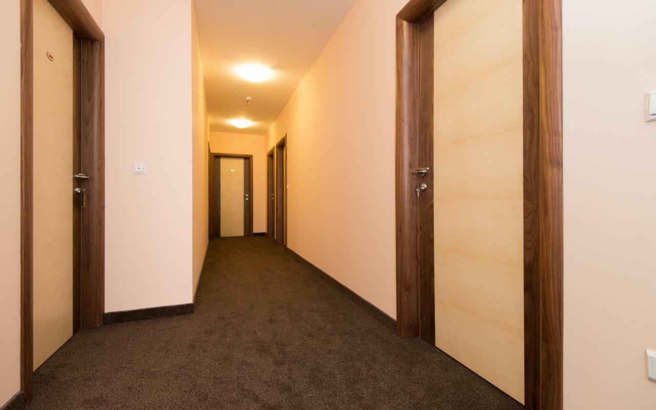 נאום Hotel Villa Matic מראה חיצוני תמונה