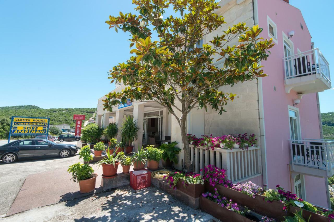 נאום Hotel Villa Matic מראה חיצוני תמונה