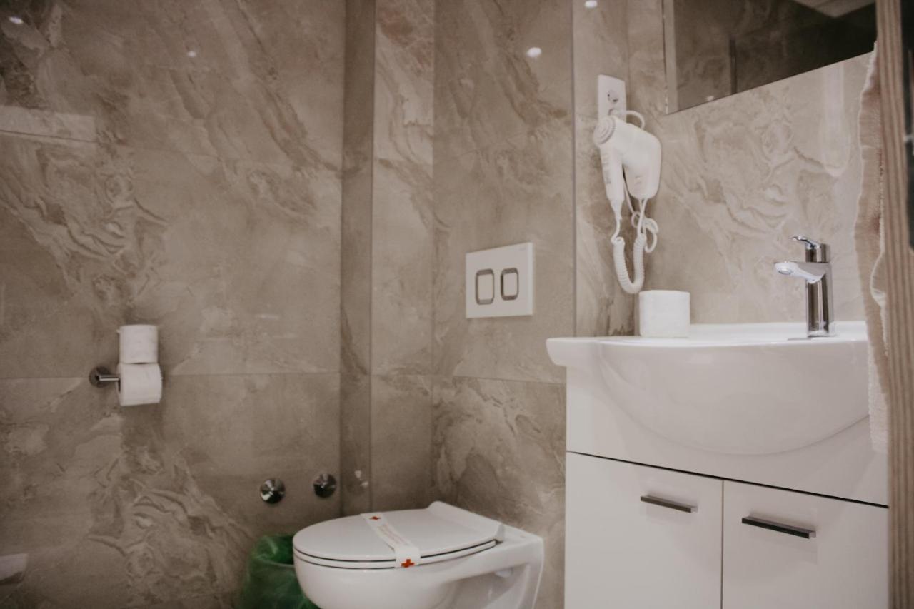 נאום Hotel Villa Matic מראה חיצוני תמונה