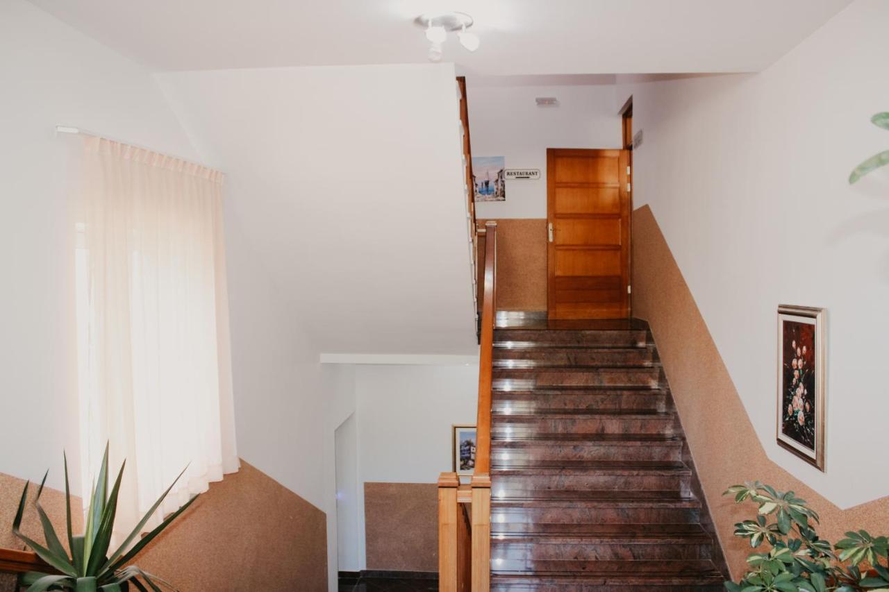 נאום Hotel Villa Matic מראה חיצוני תמונה