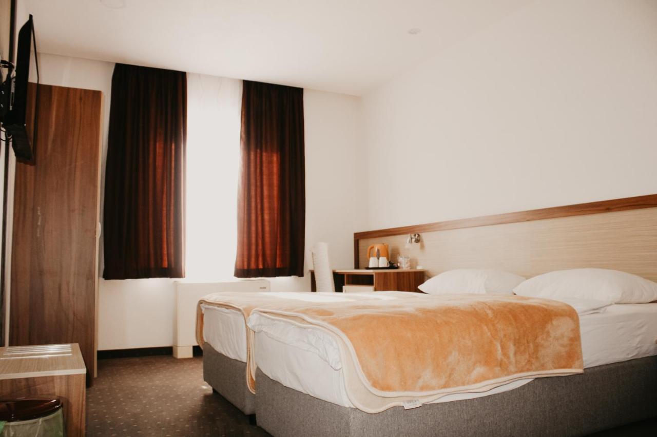 נאום Hotel Villa Matic מראה חיצוני תמונה