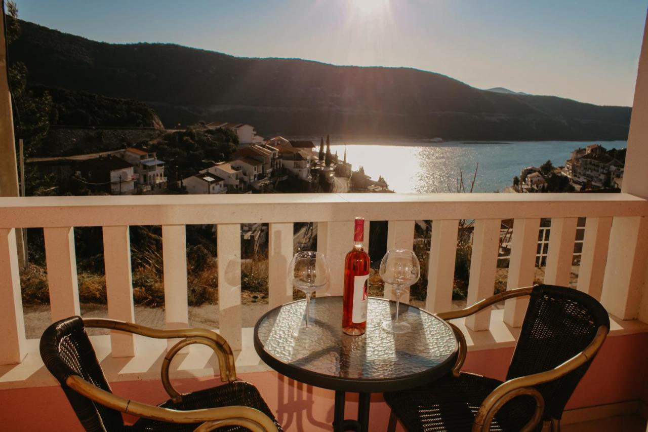 נאום Hotel Villa Matic מראה חיצוני תמונה